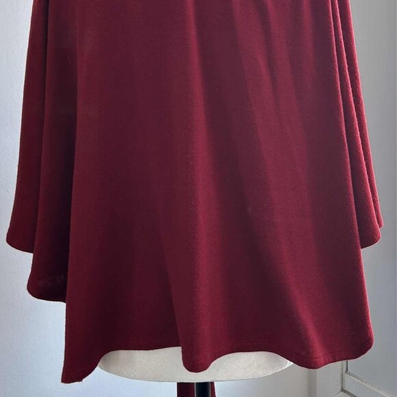 Anne Larochelle Garnet Hooded Knit Cape With Flower Tab Closure – One Size - Picture 10 of 14